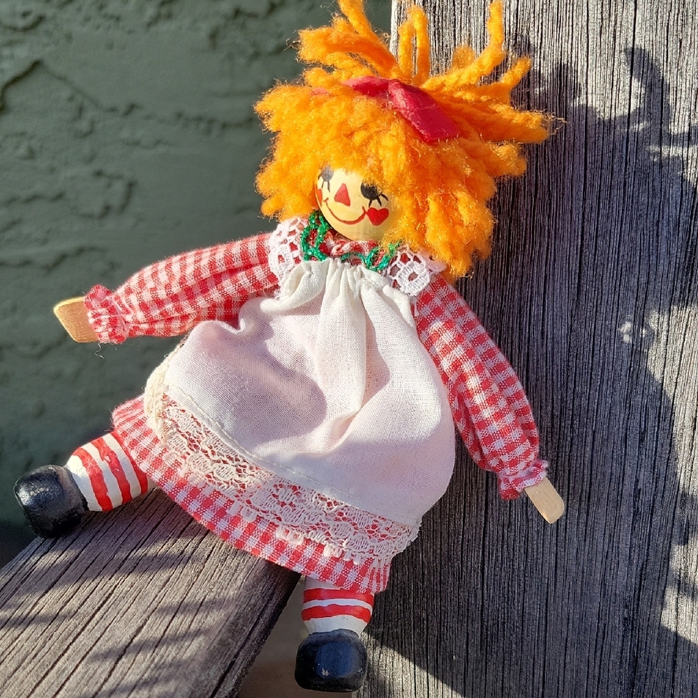 Handcrafted Raggedy Ann - Picture 3 of 10